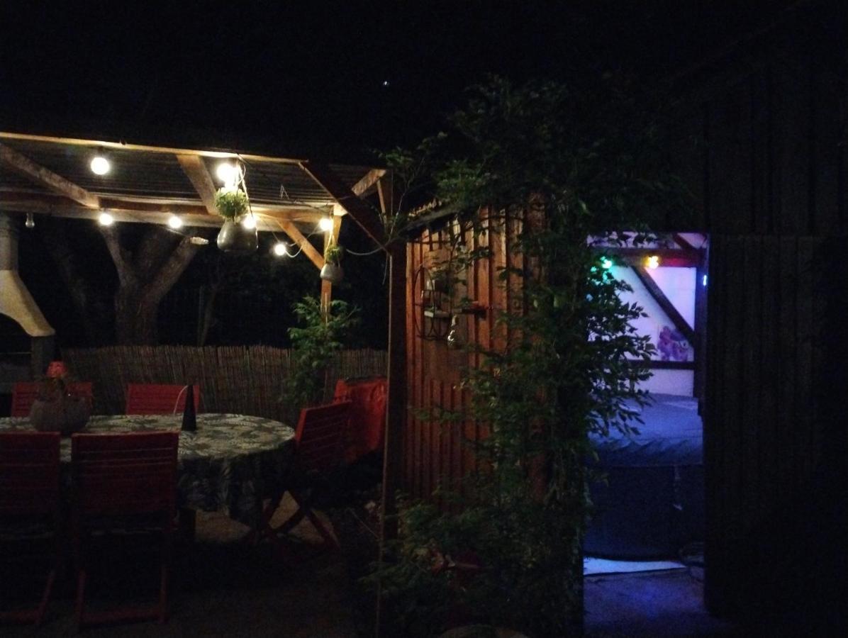 Gite En Pierre Le Paradis Parc Cloture Jacuzzi 5 Places Piscine Au Perigord Pourpre 9Km De Bergerac Saint-Aubin-de-Lanquais Eksteriør bilde